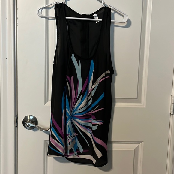 Gap Tank with Zipper racer back - Picture 2 of 8